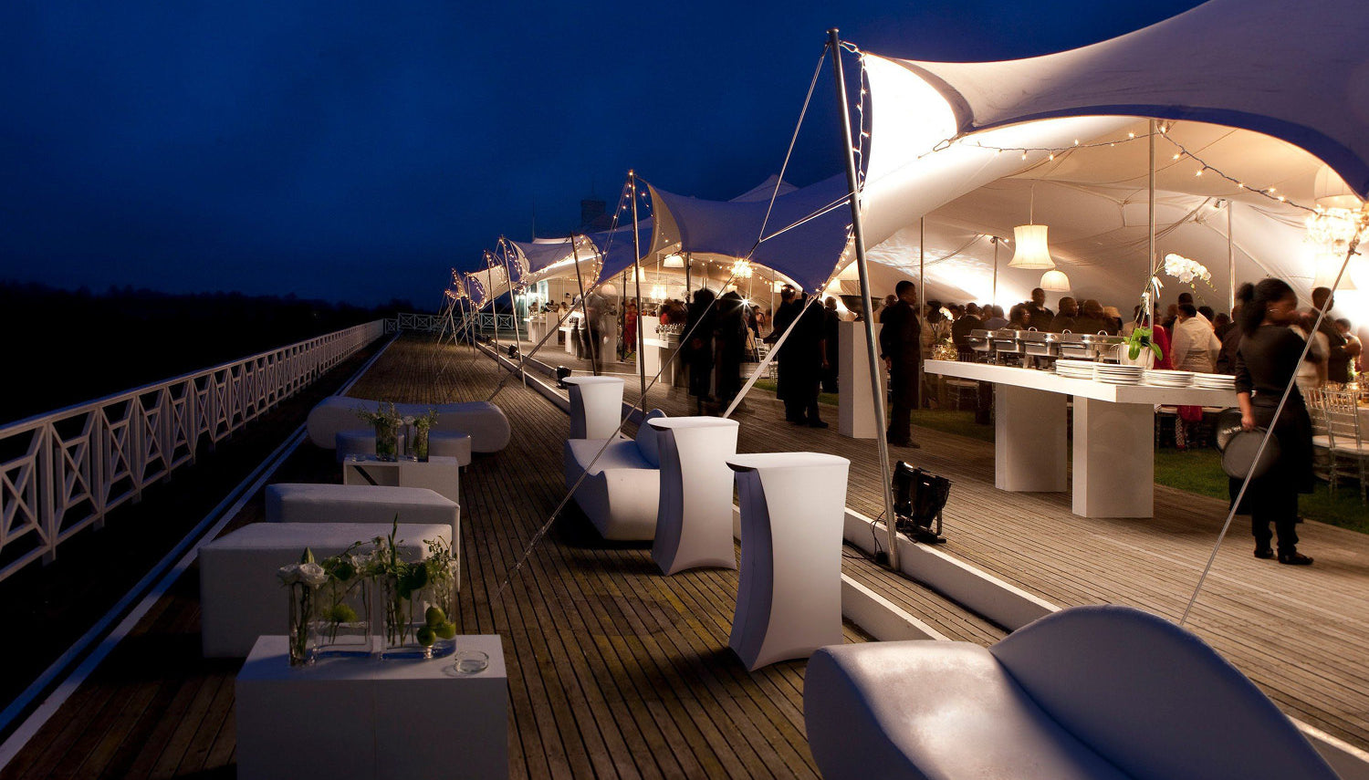 stehtisch olumn von flux / falttheke / Catering Stehtsich