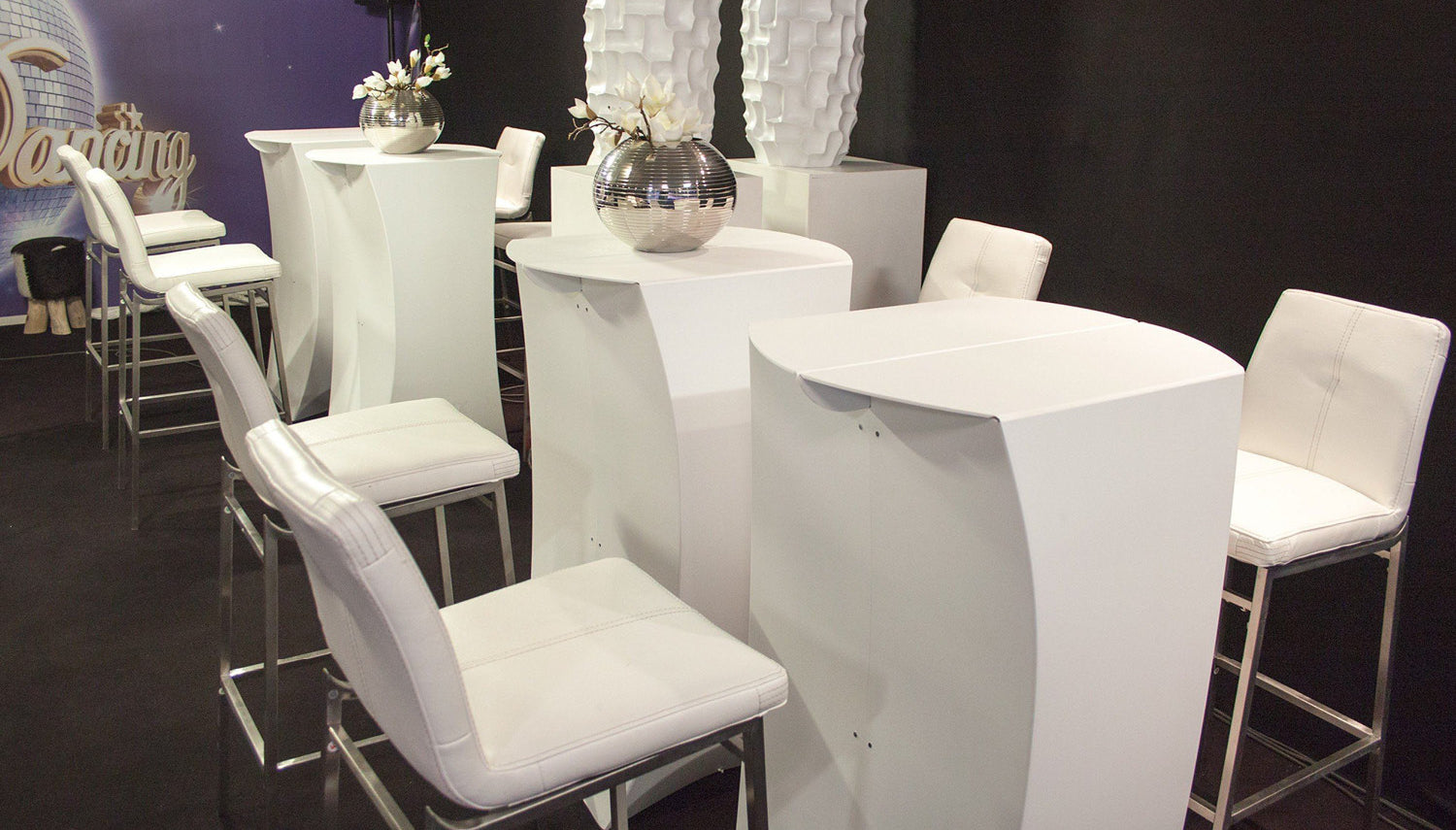 stehtisch olumn von flux / falttheke / Promotiontheke / Catering Events