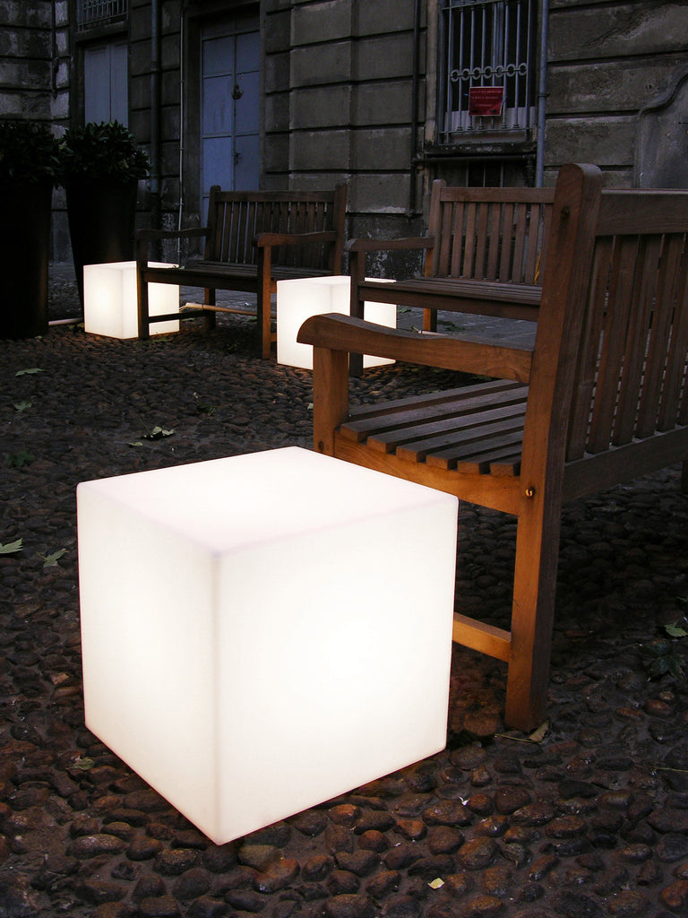 3er Set - Beleuchtbares Podest SLIDE CUBO 50 für Indoor + Outdoor | Podest | brandamba.com