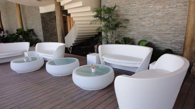 Beistelltisch SLIDE CHUBBY SIDE TABLE für Indoor + Outdoor | Tische | brandamba.com