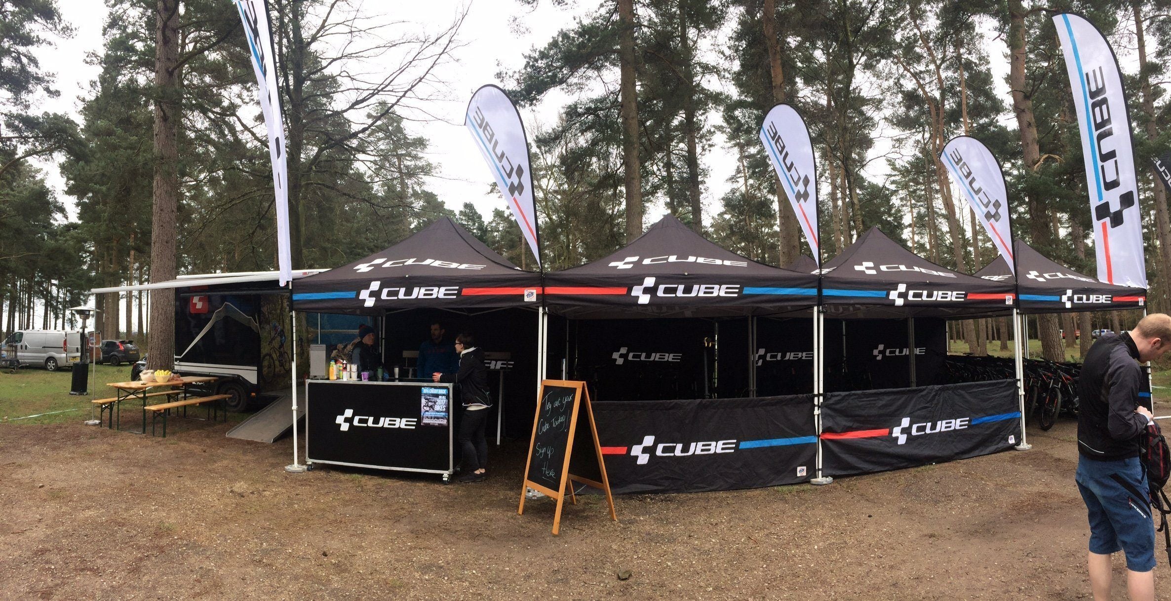 Faltzelt / Eventzelt E-Z UP Eclipse 3 x 6m - inkl. 4c Dach Bedruckung | Faltzelt | brandamba.com