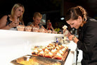SLIDE BREAK LINE - beleuchtbare Indoor und Outdoor Theke | LED Theke | brandamba.com