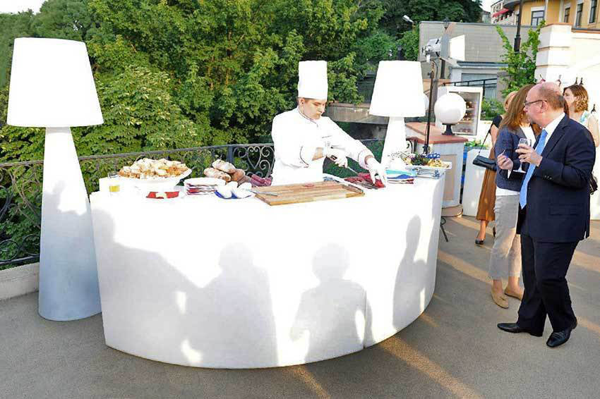Leuchttheke Slide Break Bar - LED Theke -  Catering Event