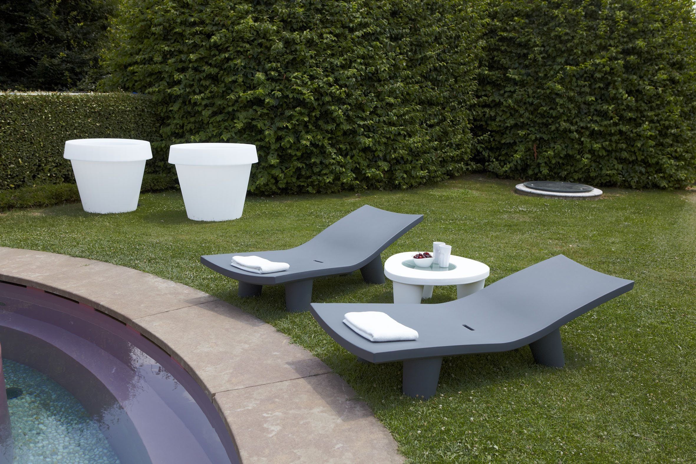Slide Beistelltisch LOW LITA TABLE von Paola Navone | Tische | brandamba.com