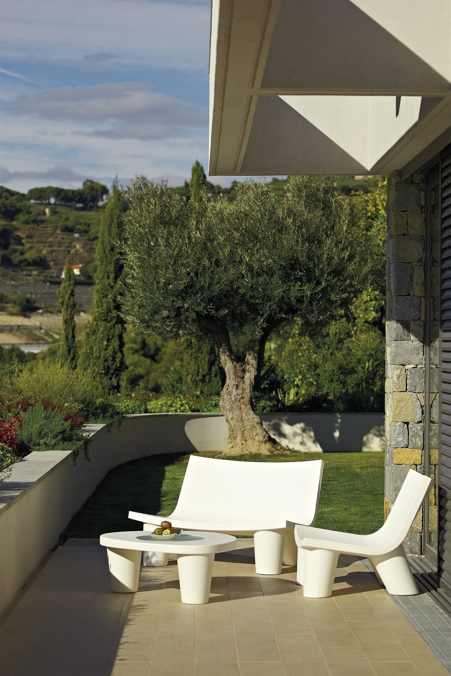 Slide Beistelltisch LOW LITA TABLE von Paola Navone | Tische | brandamba.com