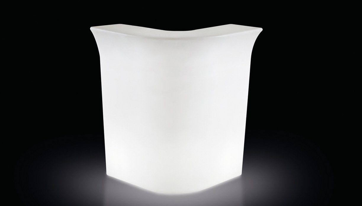Slide JUMBO CORNER Leuchttheke + Spülbecken SINK | LED Theke | brandamba.com