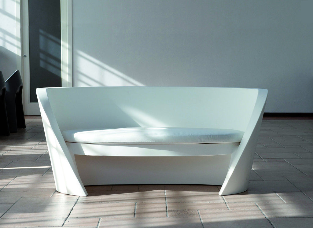 Slide Leuchtsofa RAP von Karim Rashid | Sitzmöbel | brandamba.com