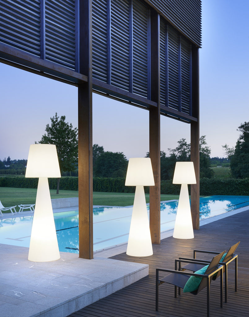 Stehleuchte PIVOT XL von Slide Studio | Produktpräsentation | brandamba.com
